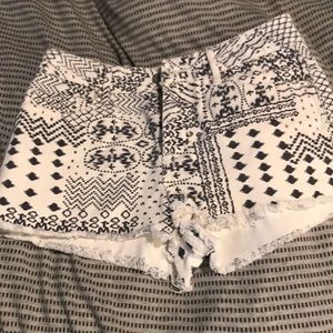 ✨BOGO FREE✨ Bullhead shorts